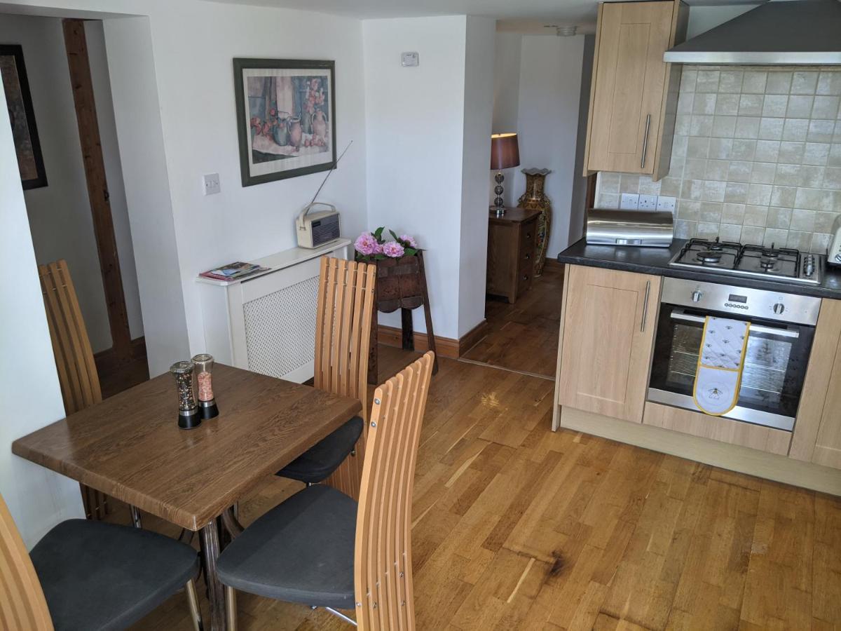 Whitby House Retreat Sleeps 12 Daire Sleights Dış mekan fotoğraf