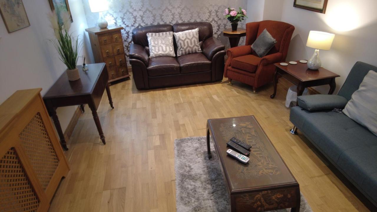 Whitby House Retreat Sleeps 12 Daire Sleights Dış mekan fotoğraf